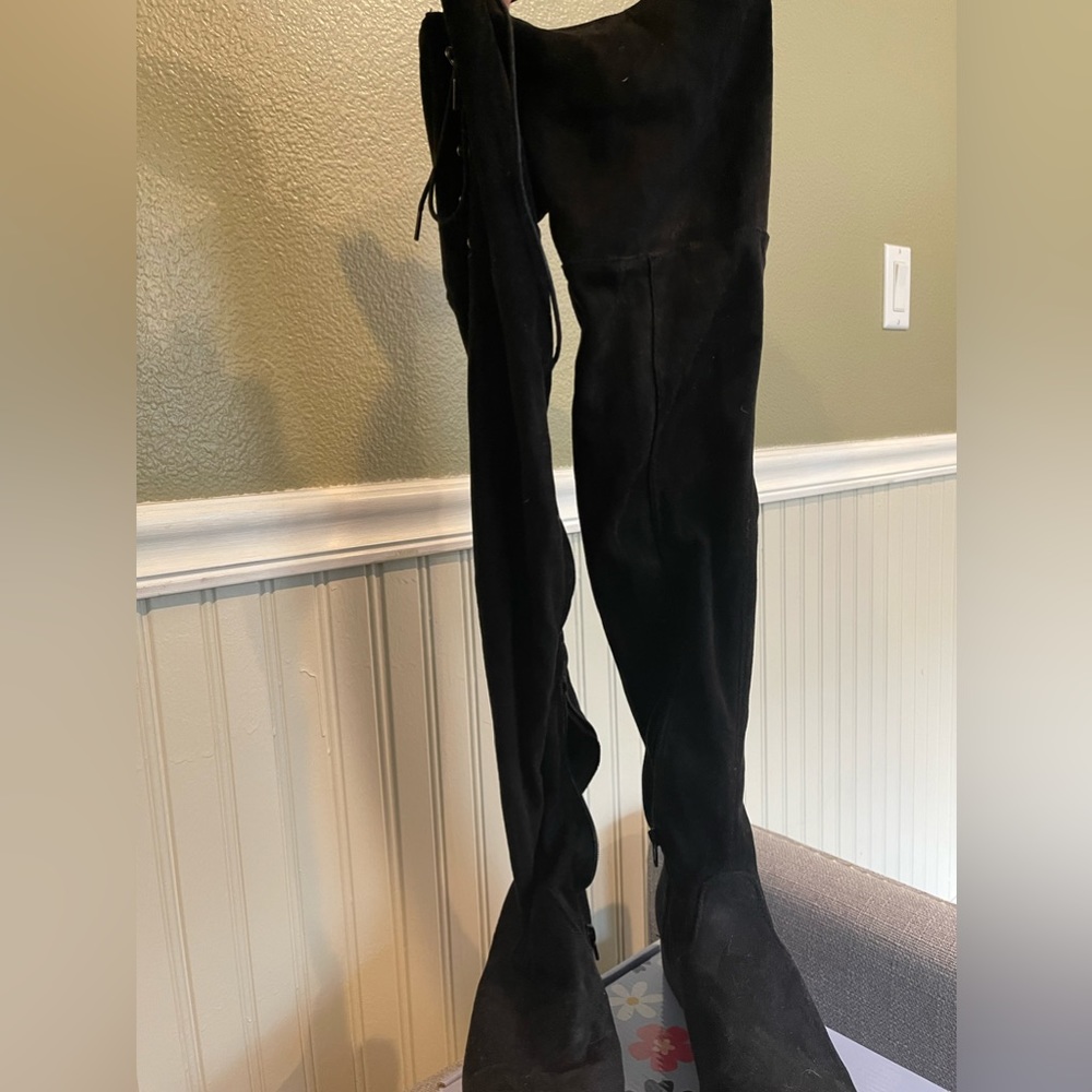Over the knee boots. Shoe dazzle US size 9. Never worn